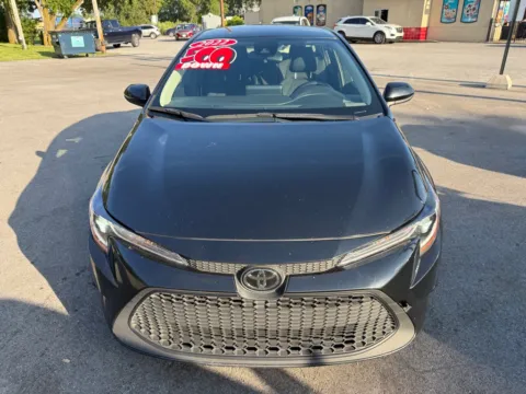 More photos of 2022 TOYOTA COROLLA LE at Ride Time Auto Finance Crown Point, IN