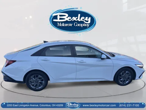 More photos of 2024 Hyundai Elantra SEL at Bexley Motorcar Company, OH