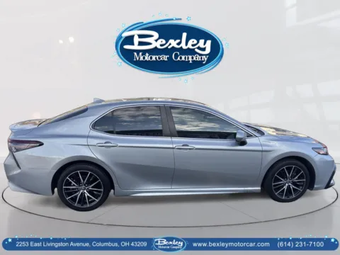 More photos of 2021 Toyota Camry SE AWD at Bexley Motorcar Company, OH