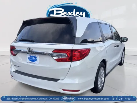 More photos of 2019 Honda Odyssey LX at Bexley Motorcar Company, OH