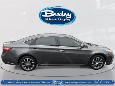 More photos of 2017 Toyota Avalon XLE at Bexley Motorcar Company, OH