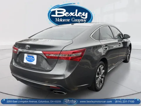 More photos of 2017 Toyota Avalon XLE at Bexley Motorcar Company, OH