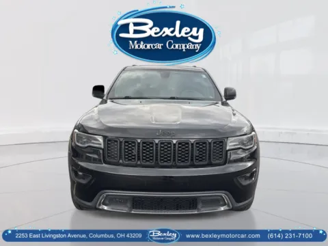 Photos of 2017 Jeep Grand Cherokee Limited 4x4 for sale in Columbus, OH at Bexley Motorcar Company