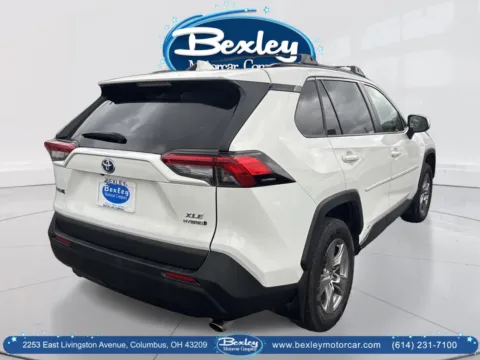 More photos of 2022 Toyota RAV4 Hybrid XLE at Bexley Motorcar Company, OH