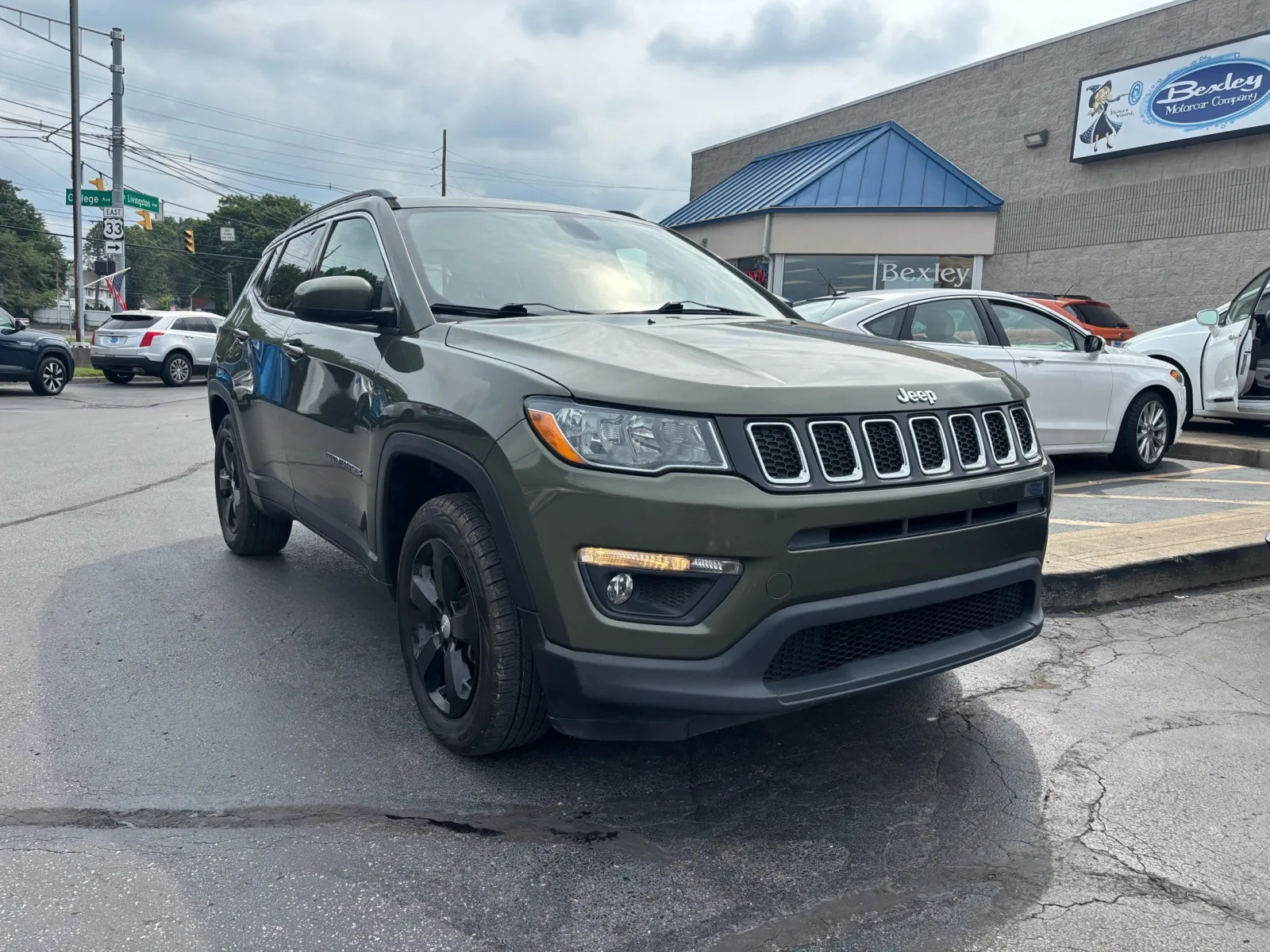2017 Jeep All-New Compass Latitude's photo