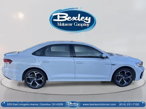 More photos of 2021 Volkswagen Passat 2.0T R-Line at Bexley Motorcar Company, OH