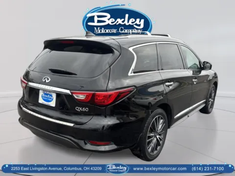 More photos of 2017 INFINITI QX60 at Bexley Motorcar Company, OH