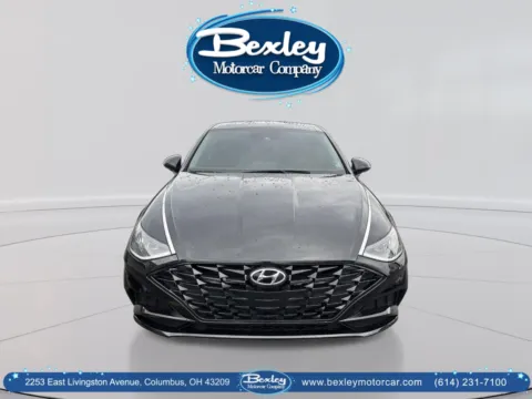 Photos of 2021 Hyundai Sonata SEL for sale in Columbus, OH at Bexley Motorcar Company