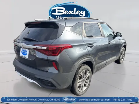 More photos of 2022 Kia Seltos S at Bexley Motorcar Company, OH