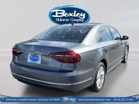 More photos of 2018 Volkswagen Passat 2.0T SE at Bexley Motorcar Company, OH