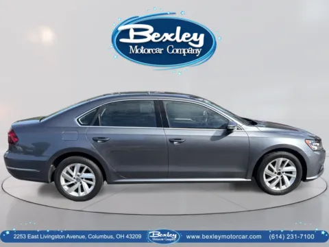 More photos of 2018 Volkswagen Passat 2.0T SE at Bexley Motorcar Company, OH
