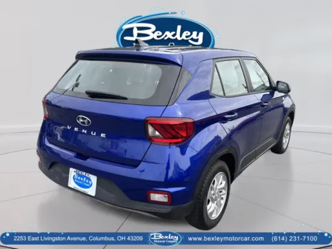 More photos of 2021 Hyundai Venue SE at Bexley Motorcar Company, OH