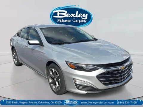 White 2022 Chevrolet Malibu FWD LT for sale in Columbus, OH