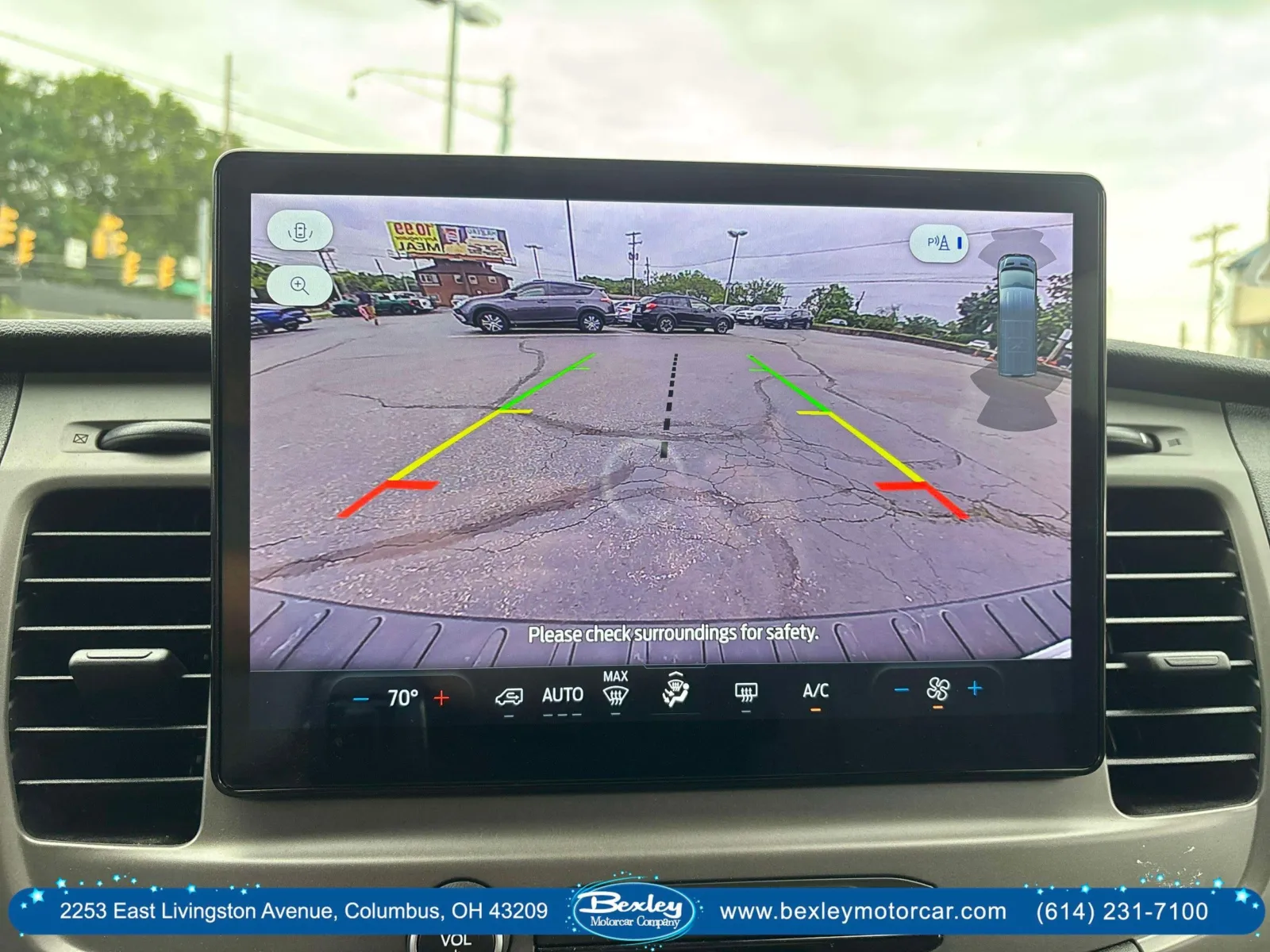 2022 Ford Transit Passenger Van XLT - Photo 21