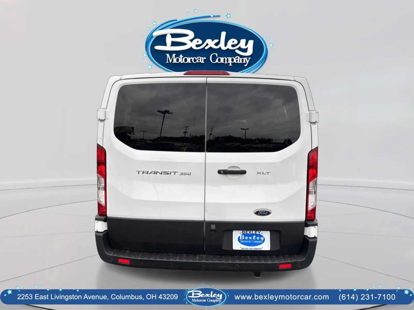 2022 Ford Transit Passenger Van XLT - Photo 6