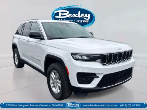 White 2023 Jeep Grand Cherokee Laredo 4x4 for sale in Columbus, OH