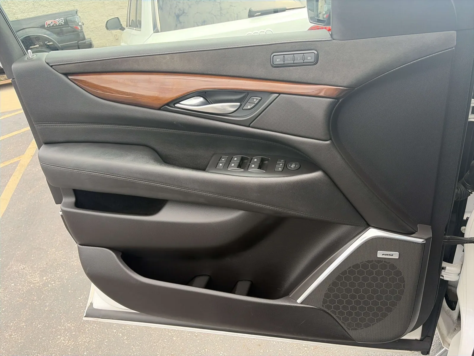 2019 Cadillac Escalade Luxury - Photo 19