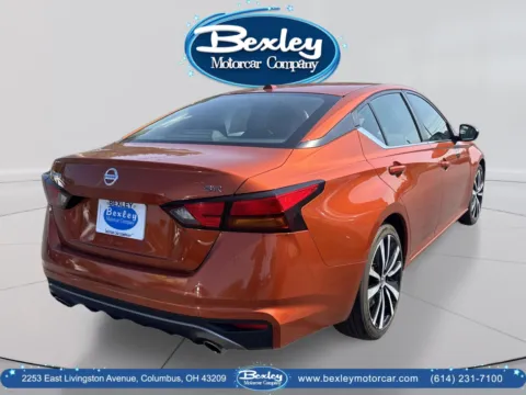 More photos of 2021 Nissan Altima SR FWD at Bexley Motorcar Company, OH