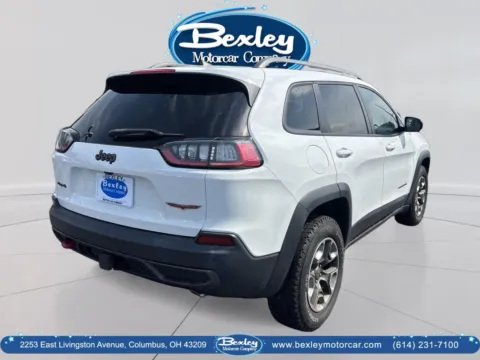 More photos of 2019 Jeep Cherokee Trailhawk 4x4 at Bexley Motorcar Company, OH