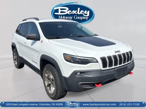 Another view of 2019 Jeep Cherokee Trailhawk 4x4 for sale in Columbus, OH at Bexley Motorcar Company