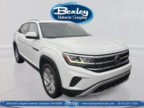 Another view of 2020 Volkswagen Atlas Cross Sport V6 SE 4Motion for sale in Columbus, OH at Bexley Motorcar Company