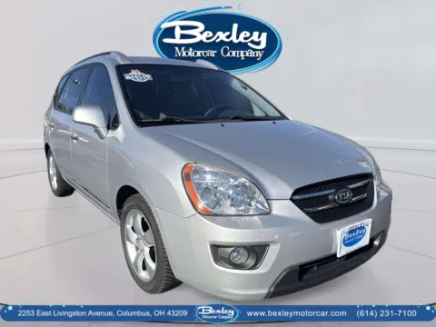 Silver 2007 Kia Rondo EX V6 for sale in Columbus, OH