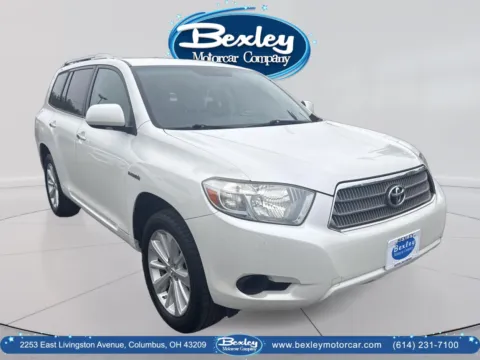Another view of 2010 Toyota Highlander Hybrid Base V6 for sale in Columbus, OH at Bexley Motorcar Company