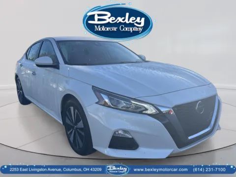 Another view of 2022 Nissan Altima SV FWD for sale in Columbus, OH at Bexley Motorcar Company