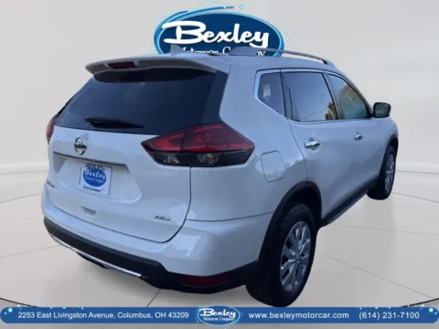 More photos of 2017 Nissan Rogue S at Bexley Motorcar Company, OH