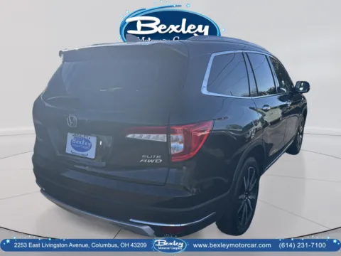 More photos of 2019 Honda Pilot Elite at Bexley Motorcar Company, OH
