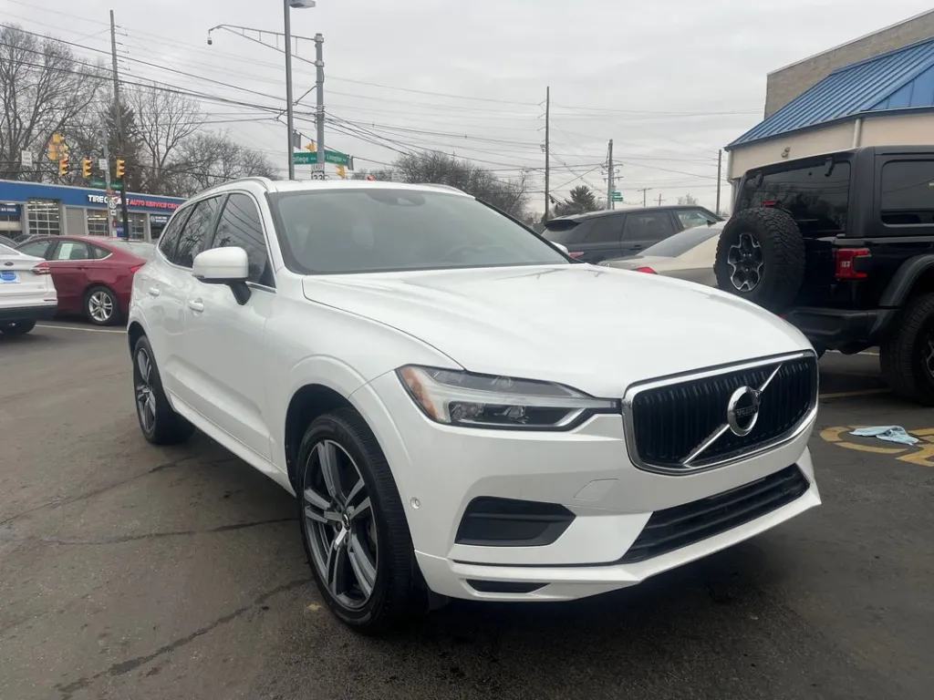 2018 Volvo XC60 T6 Momentum for sale in Columbus, OH