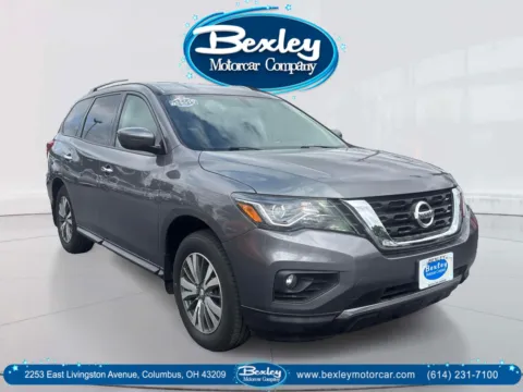 Gray 2020 Nissan Pathfinder SV for sale in Columbus, OH