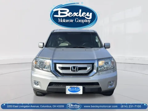 Photos of 2011 Honda Pilot EX-L for sale in Columbus, OH at Bexley Motorcar Company