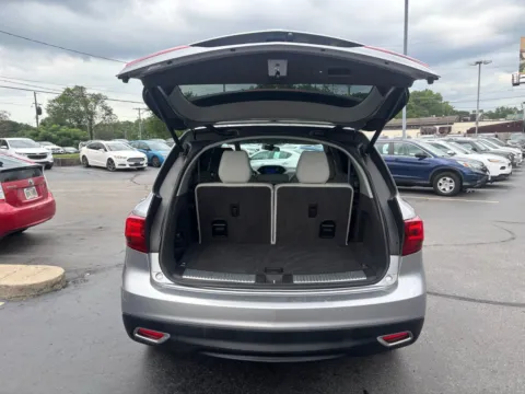 More photos of 2016 Acura MDX w/AcuraWatch at Bexley Motorcar Company, OH