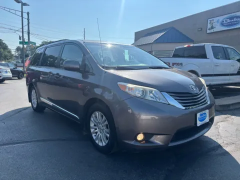 Black 2011 Toyota Sienna XLE 8-Passenger for sale in Columbus, OH