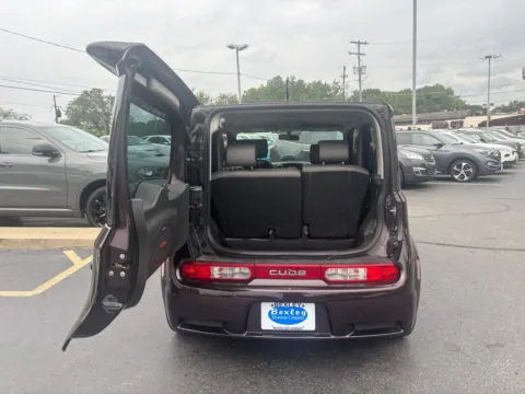 More photos of 2010 Nissan cube 1.8 S Krom Edition at Bexley Motorcar Company, OH