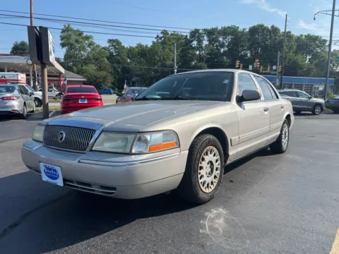 Beige 2004 Mercury Grand Marquis GS for sale in Columbus, OH