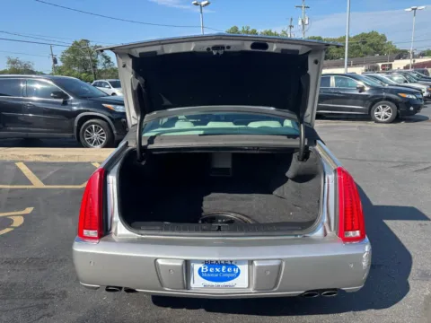 More photos of 2008 Cadillac DTS Luxury II at Bexley Motorcar Company, OH