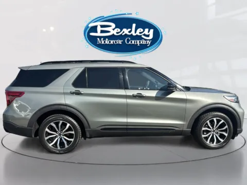 More photos of 2020 Ford Explorer ST at Bexley Motorcar Company, OH