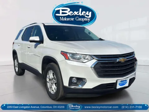 Gray 2018 Chevrolet Traverse LT Cloth for sale in Columbus, OH