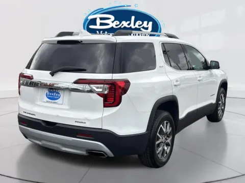 More photos of 2022 GMC Acadia SLT at Bexley Motorcar Company, OH