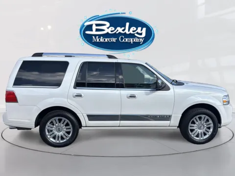 More photos of 2014 Lincoln Navigator at Bexley Motorcar Company, OH