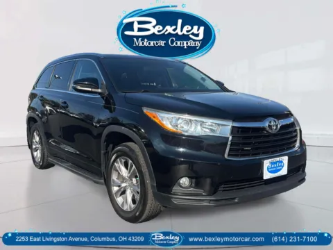 Black 2015 Toyota Highlander XLE for sale in Columbus, OH