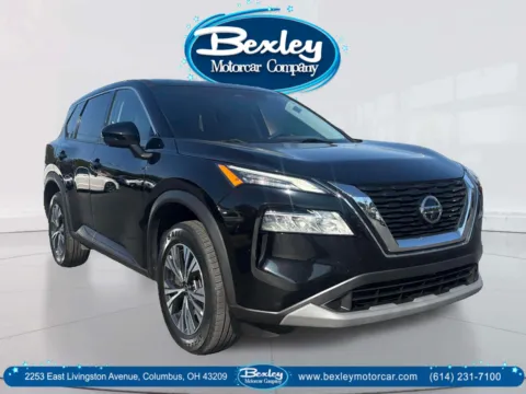 Black 2021 Nissan Rogue SV for sale in Columbus, OH