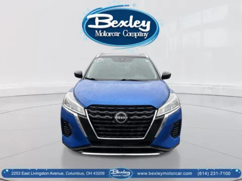 Photos of 2022 Nissan Kicks SV Xtronic CVT for sale in Columbus, OH at Bexley Motorcar Company