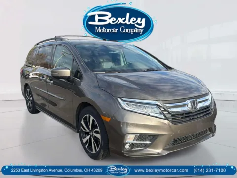 Beige 2018 Honda Odyssey Elite for sale in Columbus, OH