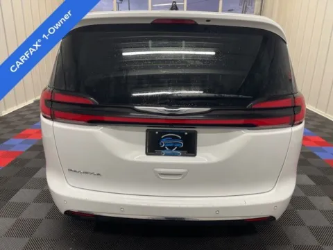 More photos of 2024 Chrysler Pacifica Touring L at Candy Cars, NY