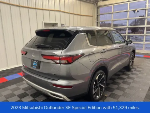 Another view of 2023 Mitsubishi Outlander SE Special Edition for sale in Syracuse, NY at Candy Cars