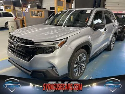 2025 Subaru Forester Touring's photo
