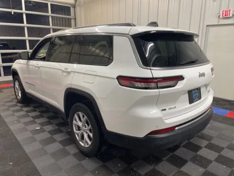 More photos of 2022 Jeep Grand Cherokee L Limited at Candy Cars, NY